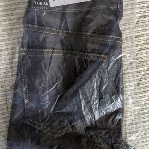 Ann Taylor Modern Fit Skinny Jeans NWT